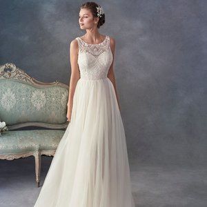 Kenneth Winston 1804 Champagne Lace and Tulle Boho Bridal Gown